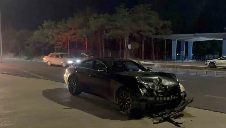 Çerkezköy-Kapaklı yolunda iki araç çarpıştı: 2 yaralı