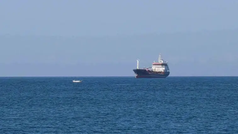 Silivri açıklarında batan geminin mürettebatı için umutlu bekleyiş dördüncü gününde