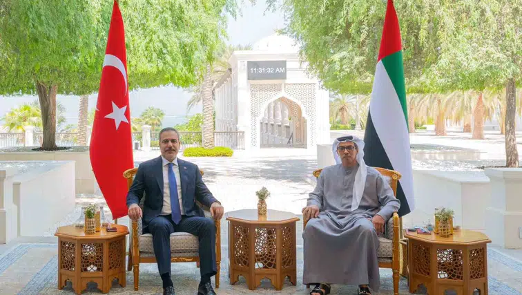 Dışişleri Bakanı Fidan'dan Abu Dabi'de kritik temas: Al Nahyan ile bölgesel gündem masada