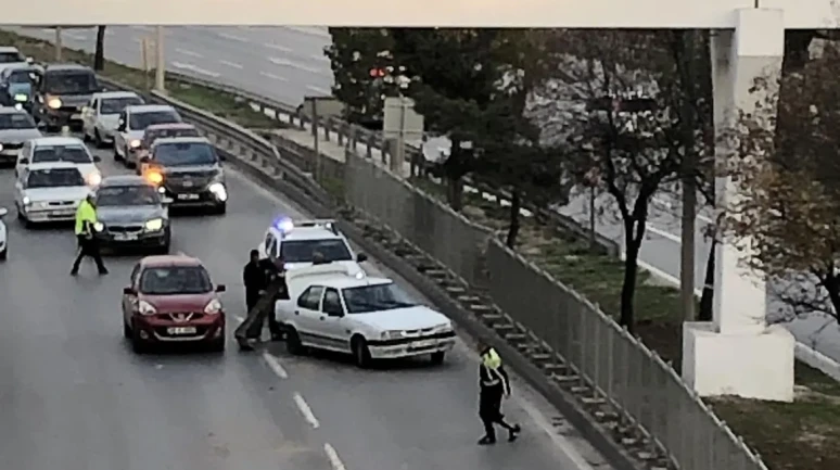 Eskişehir Çevreyolu’nda Maddi Hasarlı Kaza