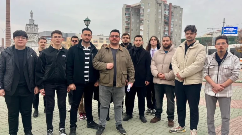 CHP Gençlik Kolları: “Dava Canlı Yayınlansın, Masumiyet Karinesi Korunsun”