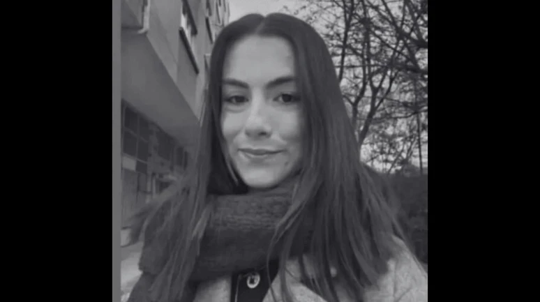 Eskişehirli Ebe Cansu Karaoğlu Kimdir, Neden Öldü?