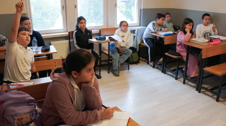 Tepebaşı Belediyesi, Öğrencilerin Eğitimine Katkı Sağlıyor