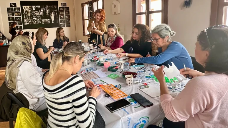 Odunpazarı Belediyesi’nin “Kulağınıza Küpe Olsun Frida Atölyesi” yoğun ilgi gördü