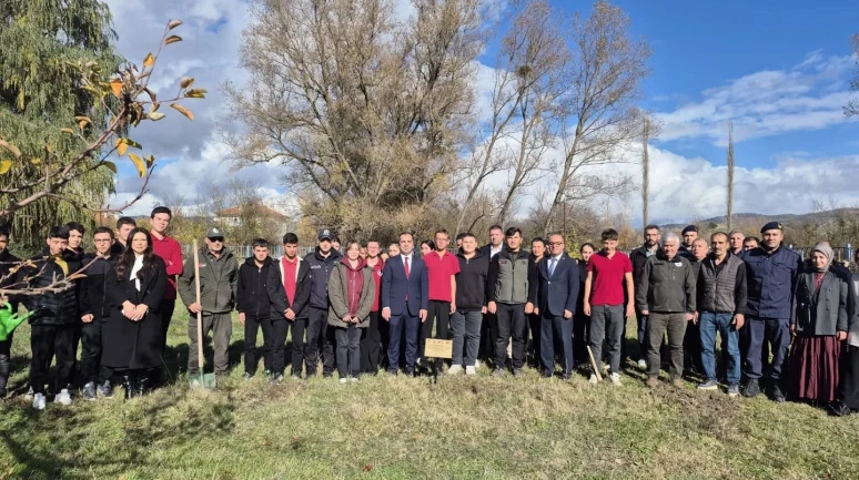 Bilecik’te vefat eden Merve öğretmen anısına fidan dikildi
