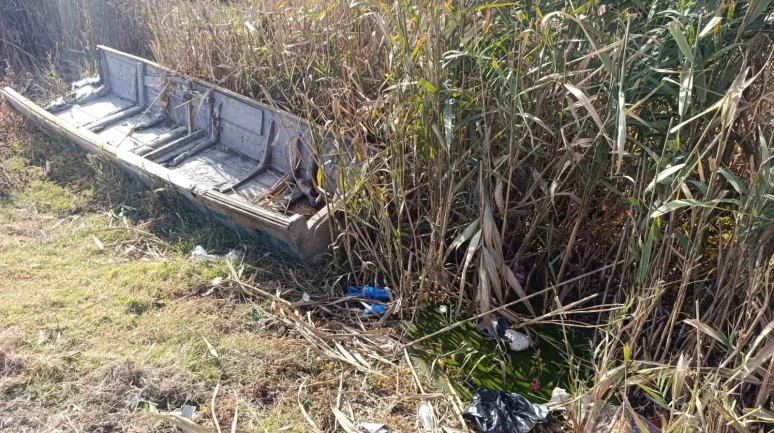 Kuraklığın ardından Eber Gölü şimdi de kirlilikle mücadele ediyor