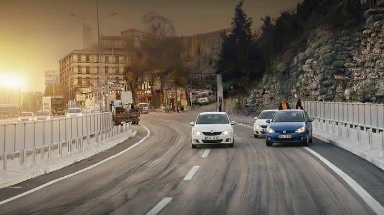 Bilecik'te Yenilenen Hamsu Köprüsü Trafiğe Açıldı