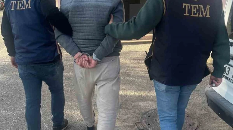 Terör örgütü üyesi saklandığı evde yakalandı