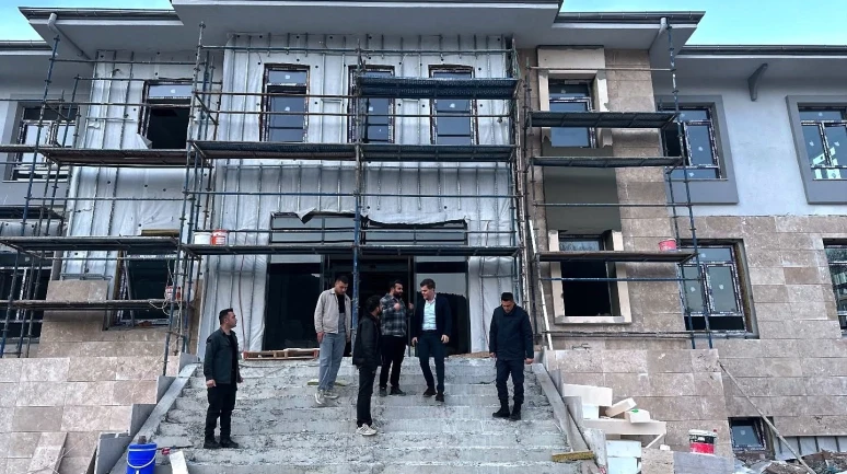 Simav Jandarma Yeni Hizmet Binasında Çalışmalar Yüzde 85’e Ulaştı