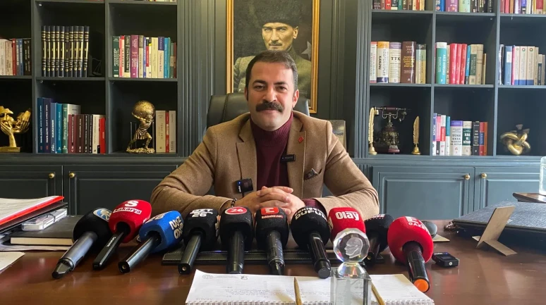 CHP Eskişehir İl Başkanı Yalaz'dan Berke Akyel'in AK Parti'ye Katılımına Tepki
