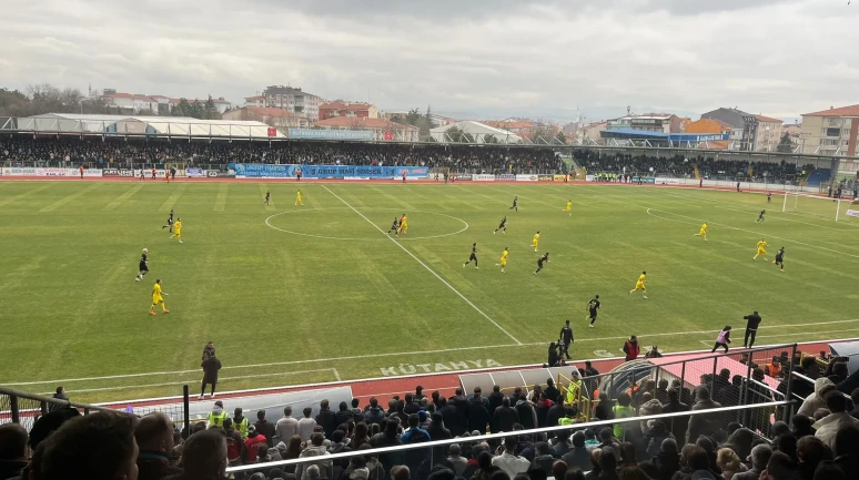 Eskişehirspor İlk Yarıya Kötü Başladı