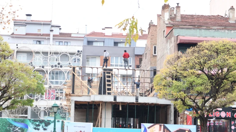 Eskişehir’de İki İnşaatta İş Güvenliği İhlali Riski Ortaya Çıktı