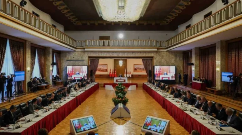 İmralı Ziyaretine Ait Tutanak Özeti Komisyonda Okundu