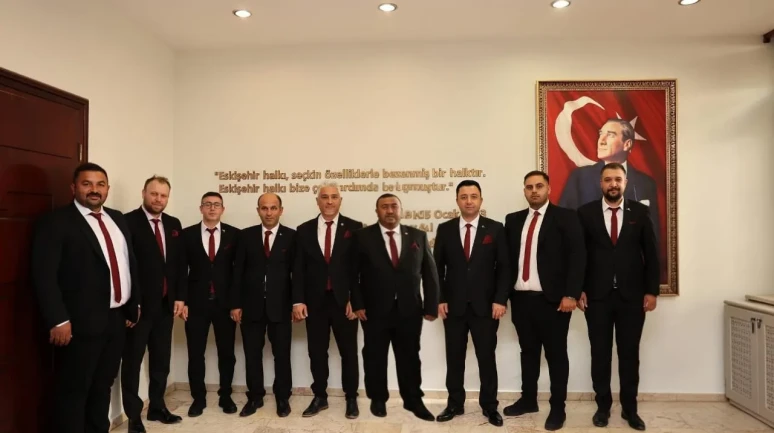 Servisçiler Odası Adayı Ünal’dan Başkan Günay’a Eleştiri