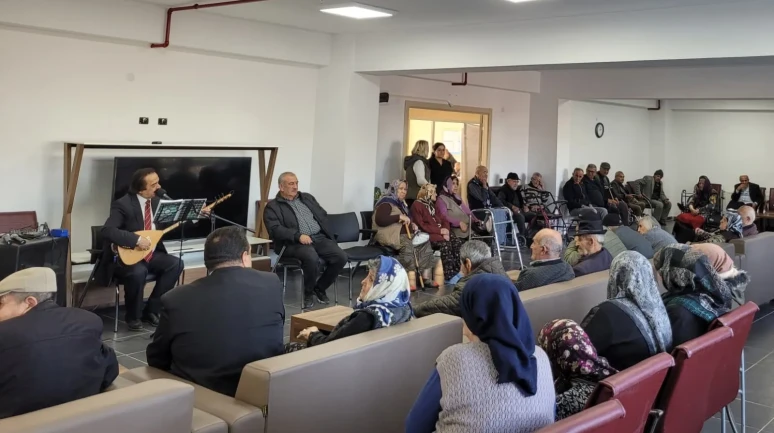 Eskişehir’de Huzurevi Sakinlerine Özel Konser Düzenlendi