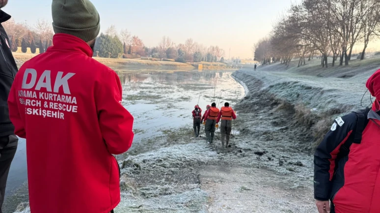 Eskişehir’de Kayıp Öğretmen Tuncay Arslan İçin Suda Arama Başladı