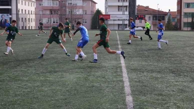 Bilecik’te Okul Sporları Turnuvası Renkli Mücadelelere Sahne Oldu