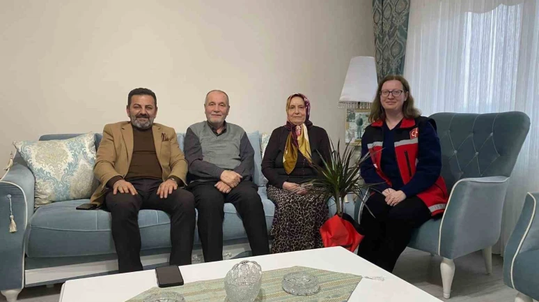 Makamdaki Çiçekler Şehit Annelerinin Evinde Açtı