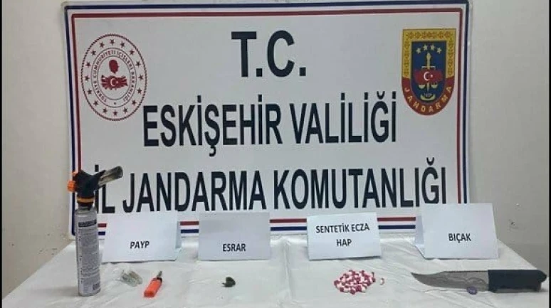 Afyon’dan Eskişehir’e Uyuşturucu Madde Sevkiyatına Jandarma Darbesi