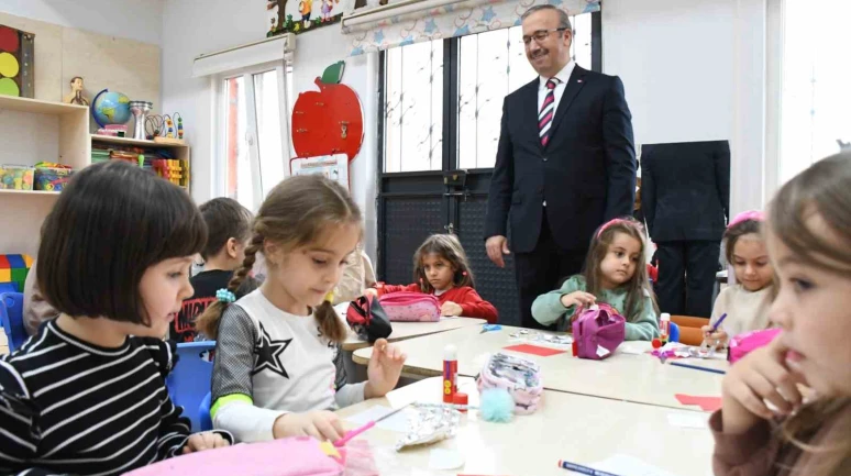 İl Milli Eğitim Müdürü Sinan Aydın’dan Anaokuluna Ziyaret