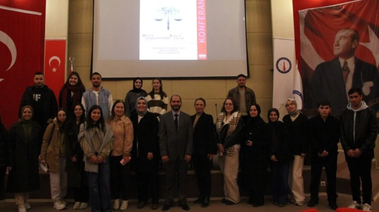 Kütahya DPÜ’de "İnsan Hakları" Konulu Konferans Düzenlendi