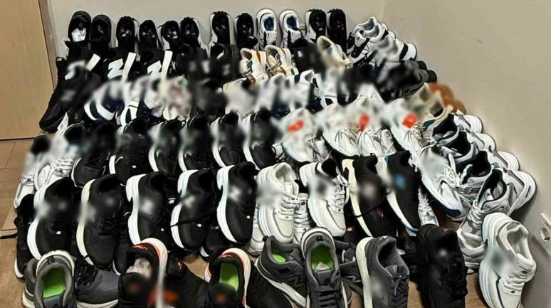 Afyonkarahisar’da 60 Çift İmitasyon Ayakkabı Ele Geçirildi