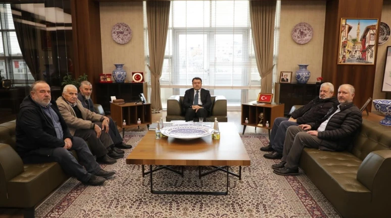 Vali Musa Işın, Makamında Şehit Aileleri ile Bir Araya Geldi