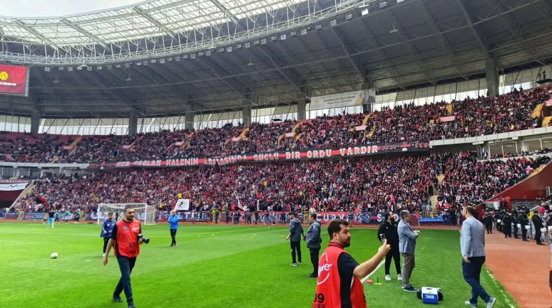 Eskişehirspor Akşehirspor Karşısında 2-1 Kazandı