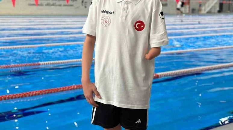 Ahmet Çınar Bakkal Eskişehir'e madalya ile döndü