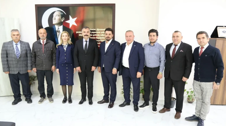 Başkan Çil'den İl Müdürü Bayrak'a ziyaret
