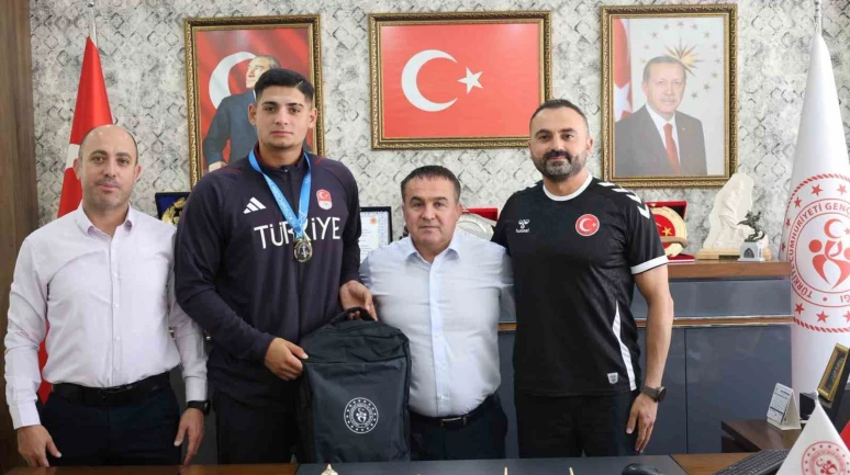 Bilecikli Sporcu Makedonya'daki Gençlik Olimpiyatları'nda Türkiye'yi Temsil Edecek