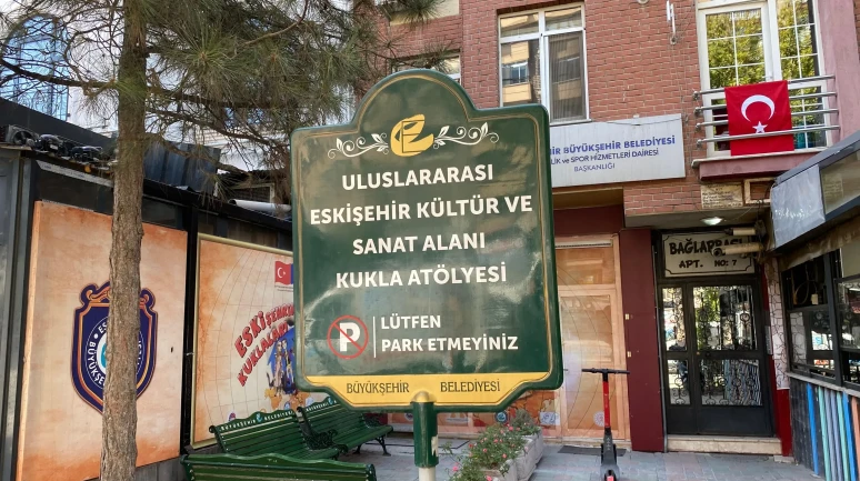 Eskişehir’de Duyarsız Sürücüden Tepki Çeken Park