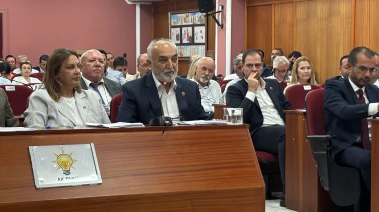 Mehmet Kepez: "CHP 25 Yıldır Eskişehir'i İşgal Etmiş Durumda"