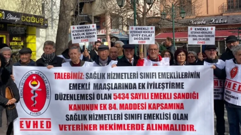 Emekli Veteriner Hekimler: “Sağlık Sınıfında Üvey Evlat Muamelesi Görüyoruz”