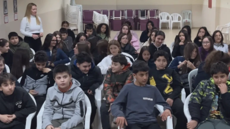 Eskişehir Durum ekibi, Namık Kemal Ortaokulu’nda öğrencilerle buluştu