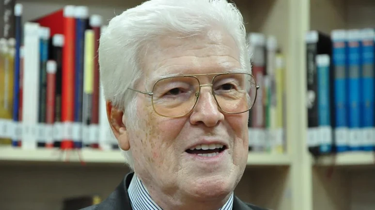 İzzet Günay kimdir, nereli, kaç yaşında?