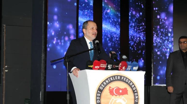 Fatih Erbakan Eskişehir’de Dost Dernekler Federasyonu’nun kahvaltı programına katıldı