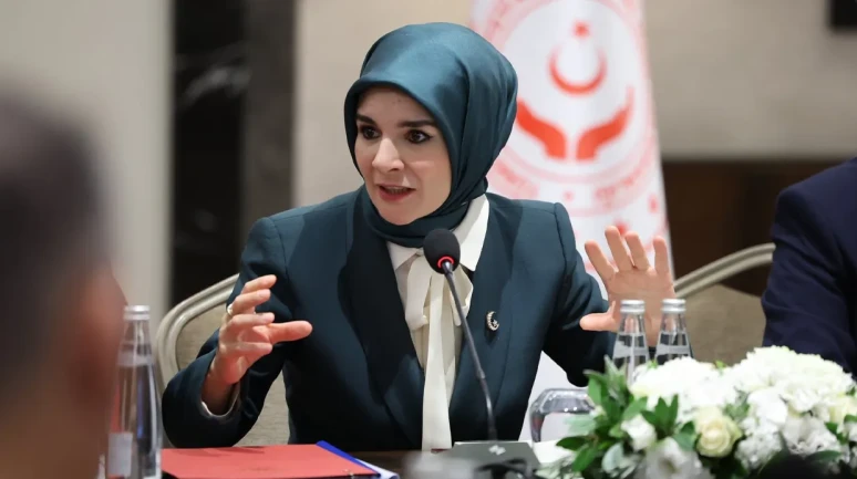 Bakan Göktaş Açıkladı: Çocuklar İçin Yeni Sosyal Medya Düzenlemesi Hayata Geçiyor