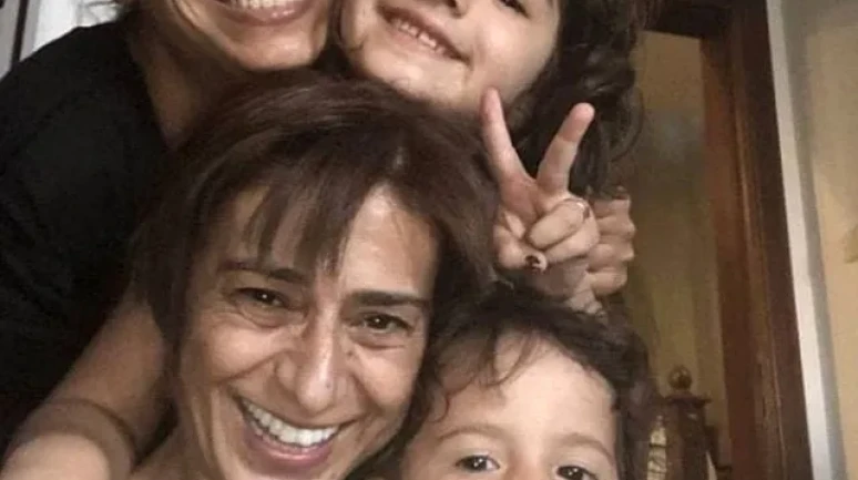 Sezen Burçin Karahan Kaç Yaşında, Annesi Kim?