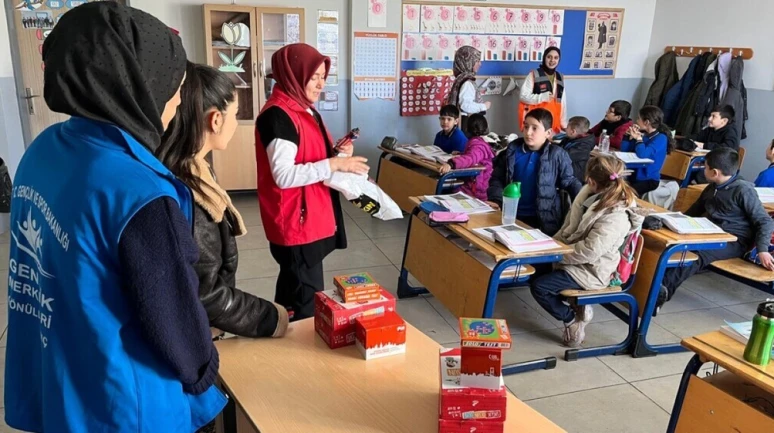 Gediz’de Öğrencilere Yerli Malı ve Tasarruf Bilinci Aşılandı