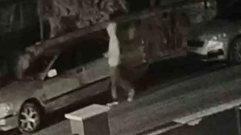 Eskişehir’de Araç Camlarını Kıran Şüpheli Yakalandı: Görüntüler Ortaya Çıktı