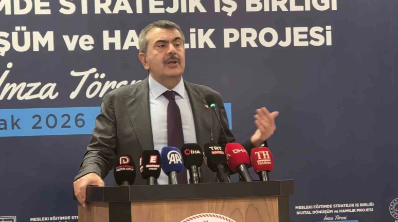 Milli Eğitim Bakanı Tekin Kütahya’da Mesleki Eğitim Vizyonunu Anlattı