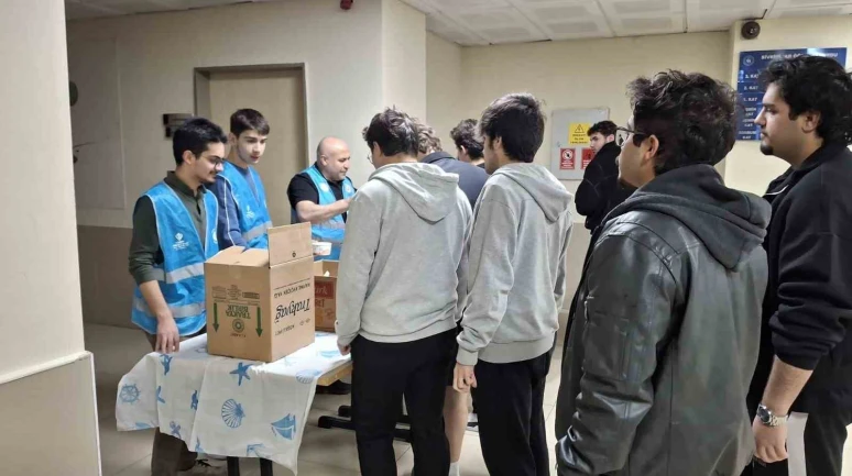 Sivrihisar’da KYK Öğrencilerine Moral İkramı