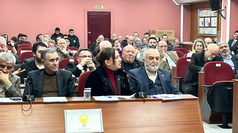 AK Parti Meclis Üyesi Ünalır: “Bulgaristan Büyüklüğünde Bir Depremden Bahsediyoruz”