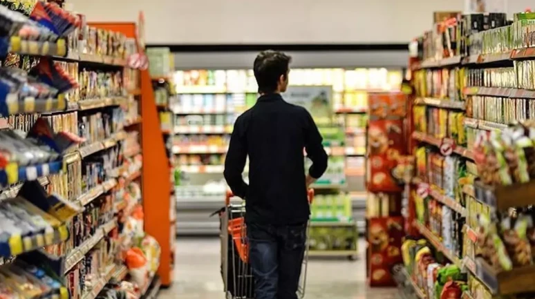 ENFLASYON ŞOKU! Ocak'ta TÜFE Patladı: Aylık %4,84, Yıllık %30,65! Gıda Zamları Uçtu, Kira Zammı %33,98'e Düştü – Emekliye İlk Zam Ne Kadar? ALARM VEREN RAKAMLAR!