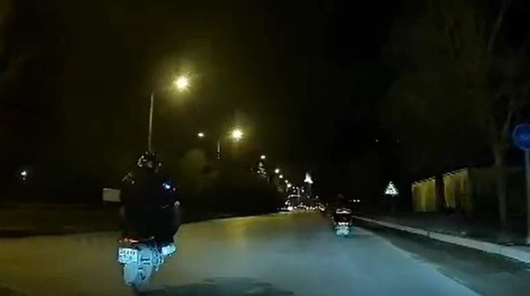 Eskişehir’de Tehlikeli Motosiklet Şovu Kameraya Yansıdı