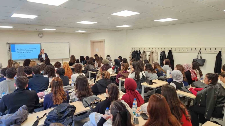 Uzman İsimden Gelecek Vizyonu: Yapay Zekâ ve Yabancı Dil Başarıyı Belirleyecek