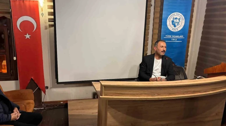 ‘Yapay Zeka Gölgesinde Gelecek Tasavvuru’ hakkında konuşuldu