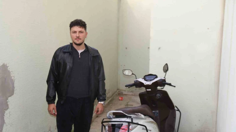 Eskişehir'de Motorsiklet Çalınma Anları Kameralara Yakalandı
