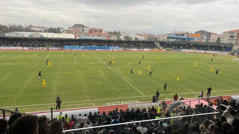 Eskişehirspor İlk Yarıya Kötü Başladı